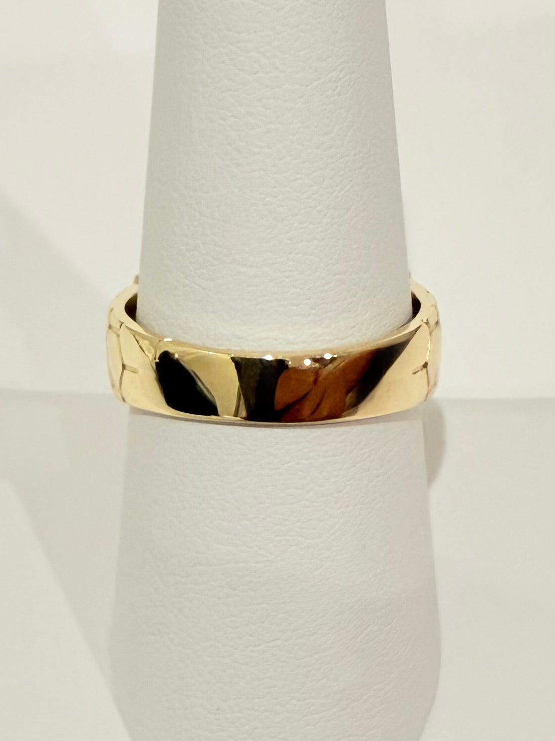 8.5mm Honeycomb Cuban Link Ring