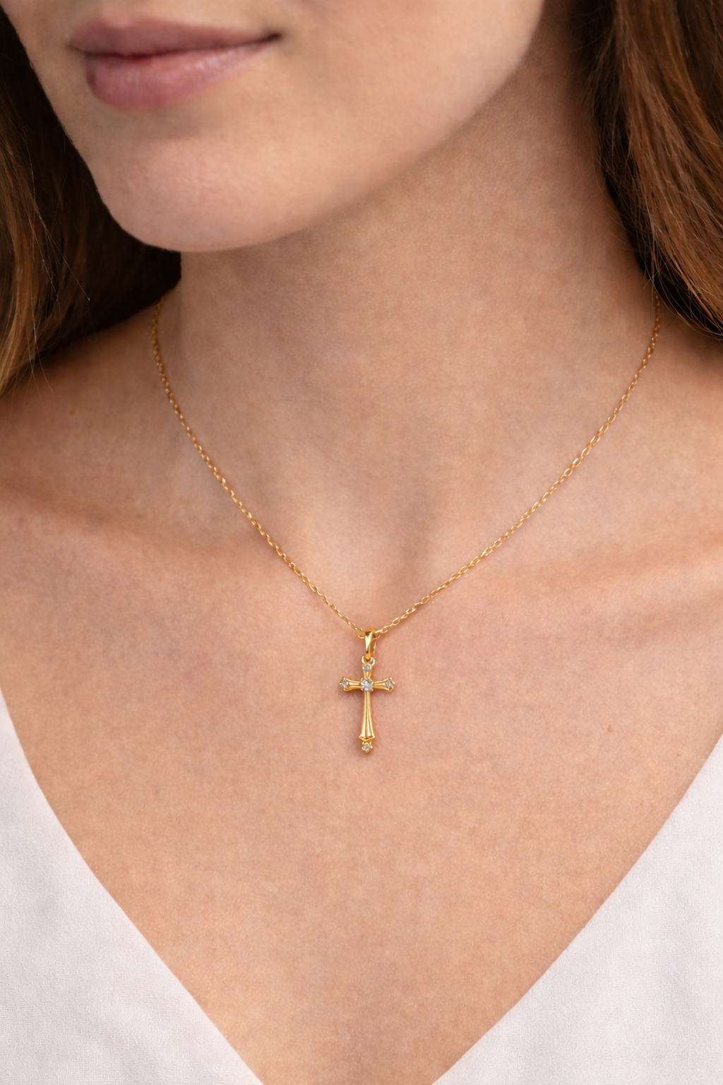 .14 ctw Round Diamond Cross Pendant