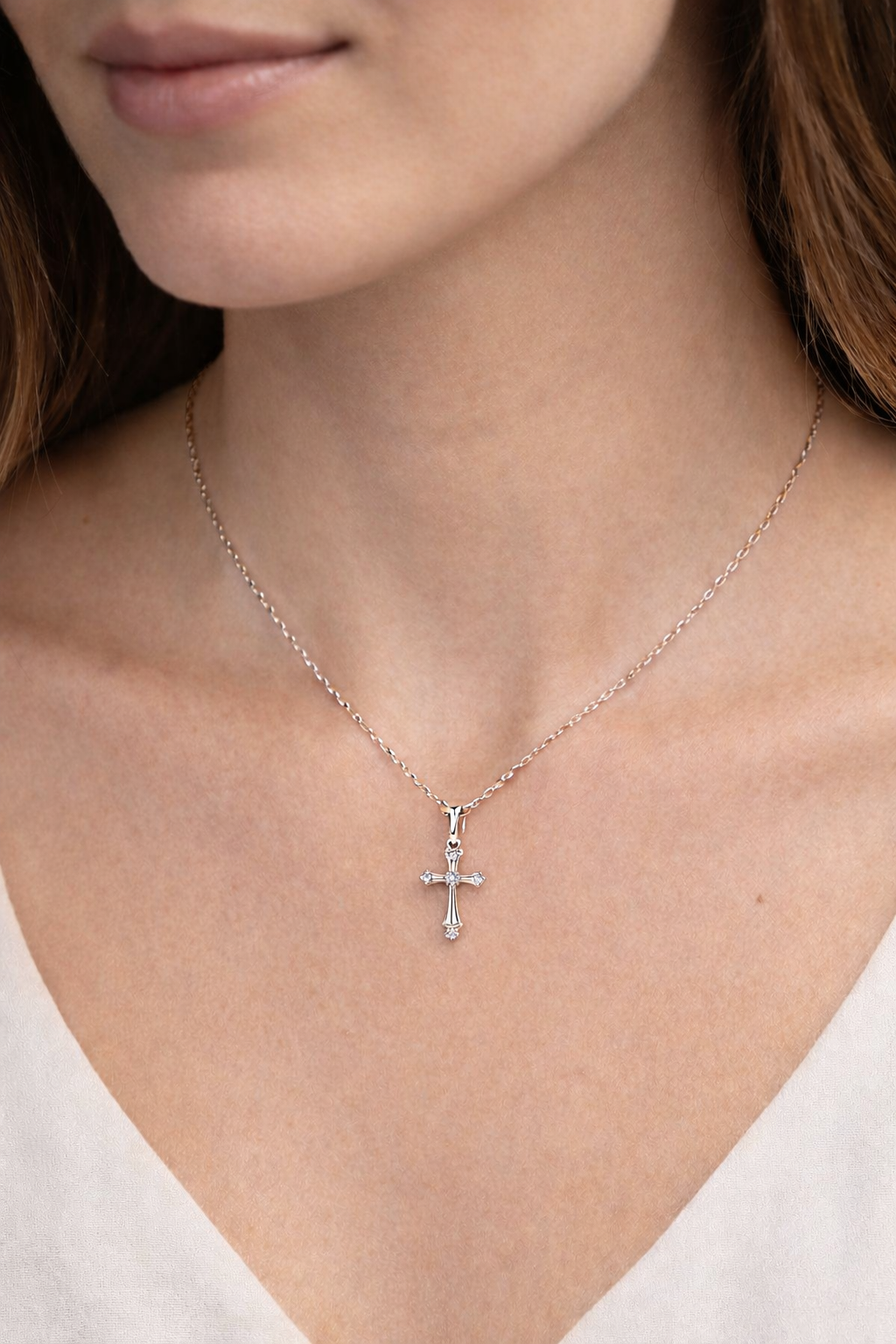 .14 ctw Round Diamond Cross Pendant