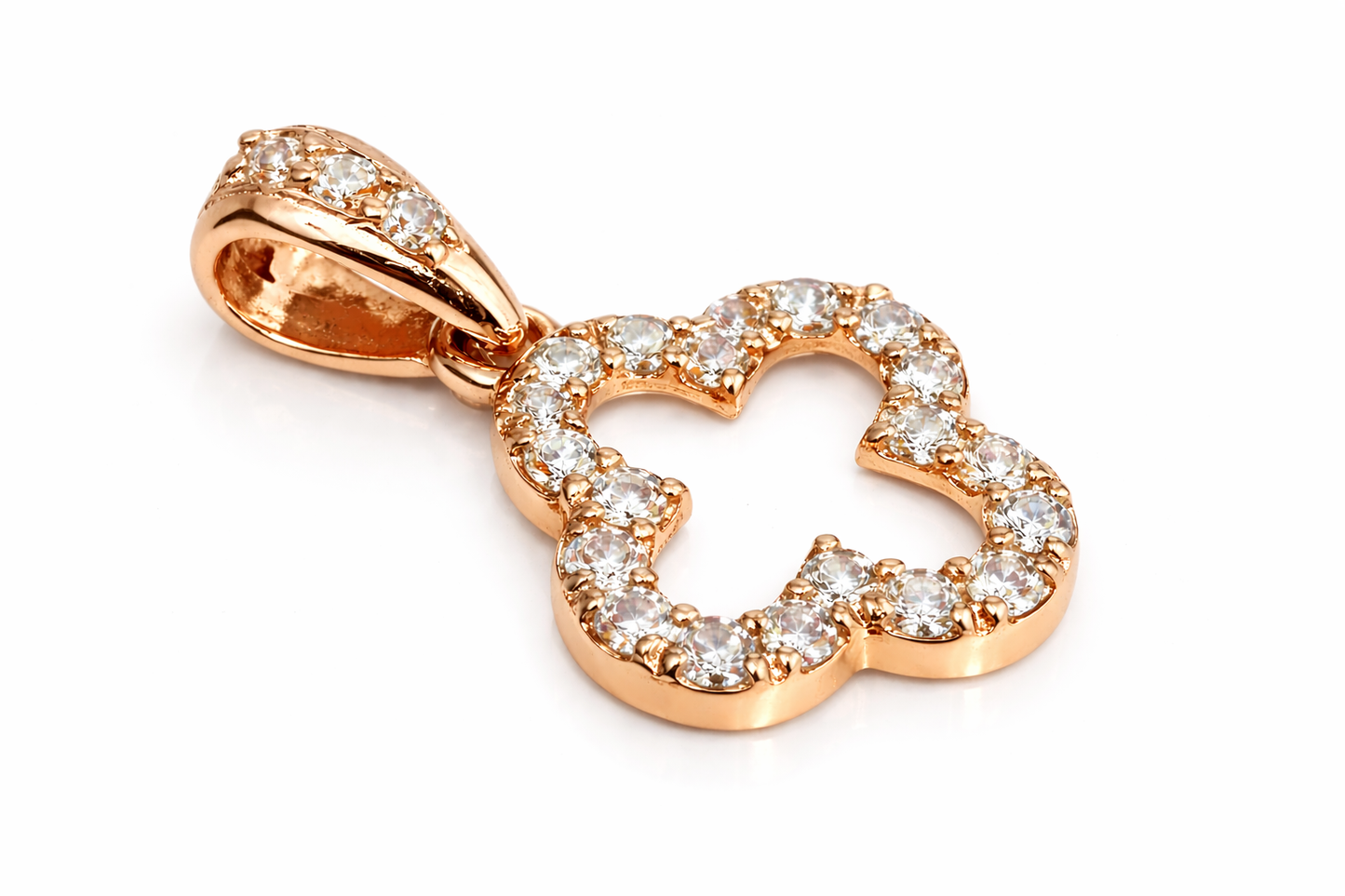 0.37 ctw Flower Clover Diamond Pendant