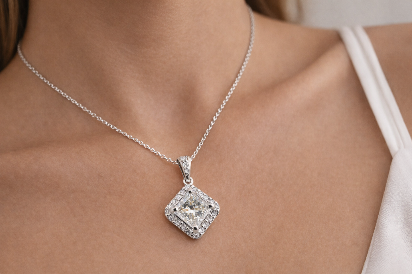 1.397 ctw Princess Cut Diamond Pendant