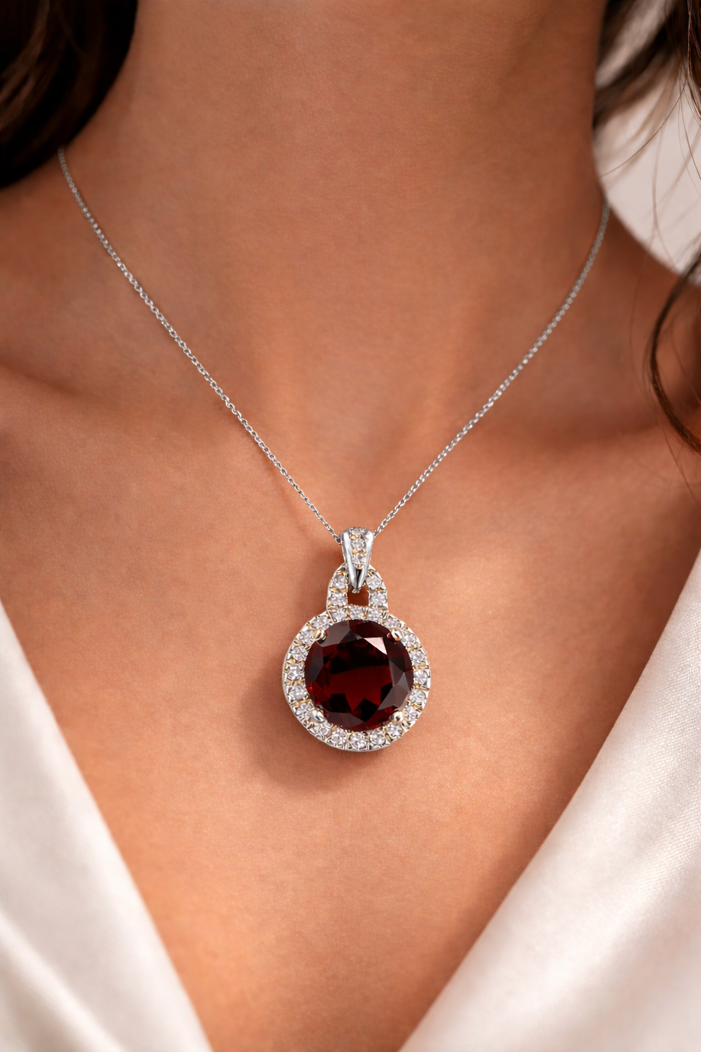 3.52 ct Genuine Round Garnet & 0.243 ct Diamond Pendant