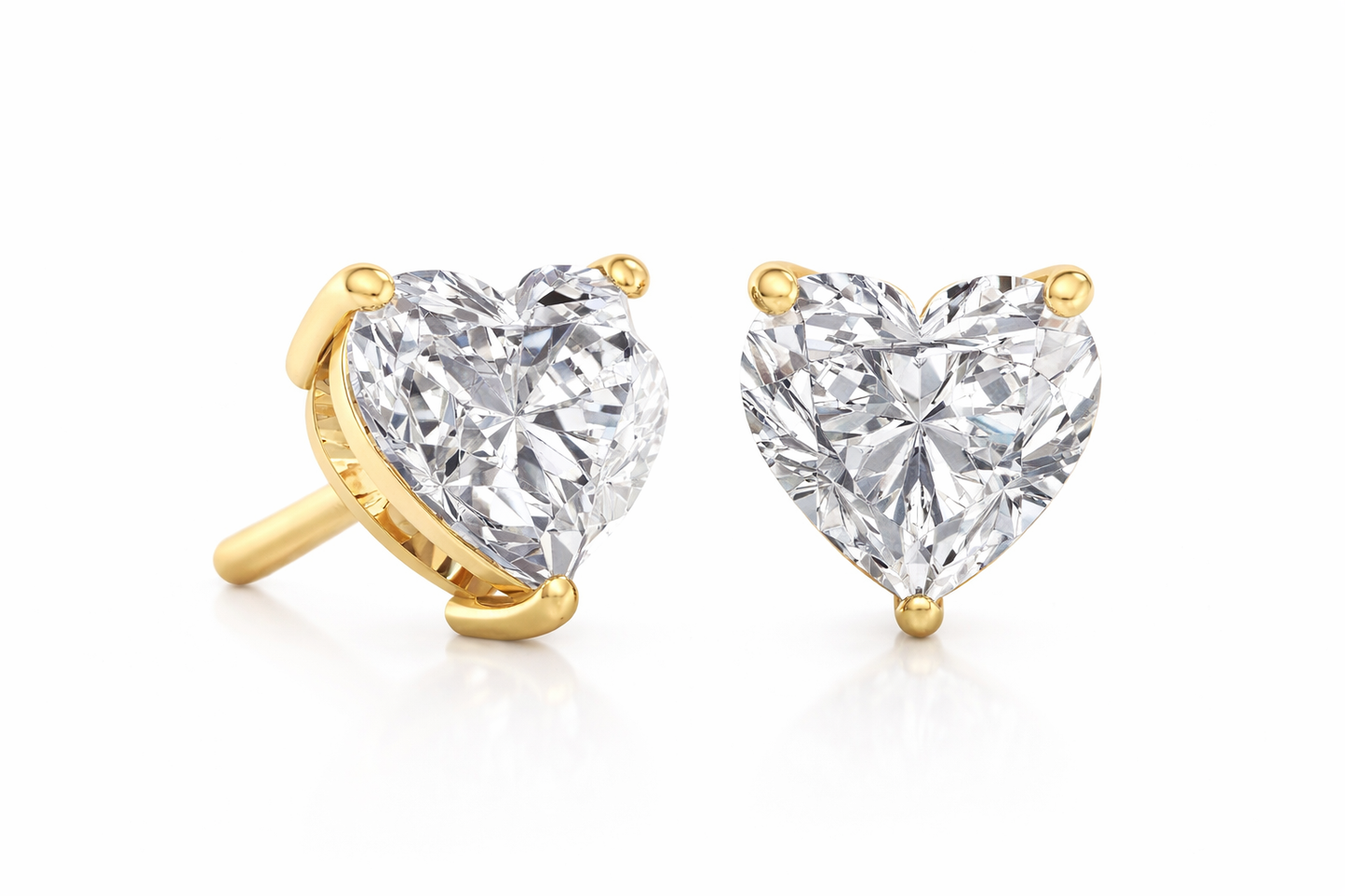 4.7mm Heart Diamond Stud Earrings
