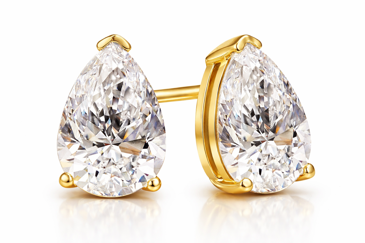.62ctw Pear Diamond Stud Earrings